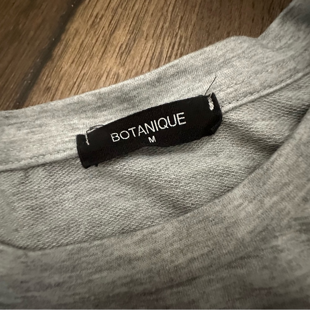 Botanique gray twist top - Picture 4 of 5